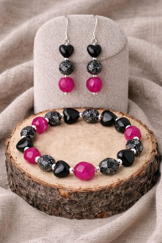 Dabīgo pērļu rotu komplekts